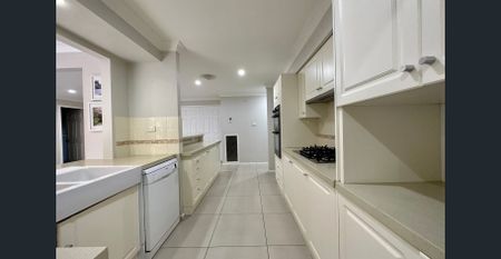 Family Retreat - Photo 3