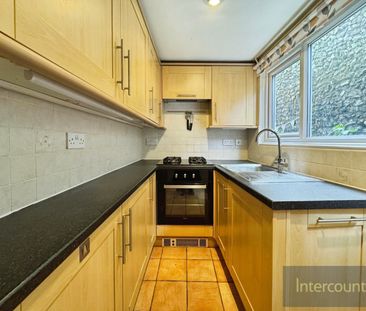 Debden Road, CB11, Saffron Walden - Photo 5