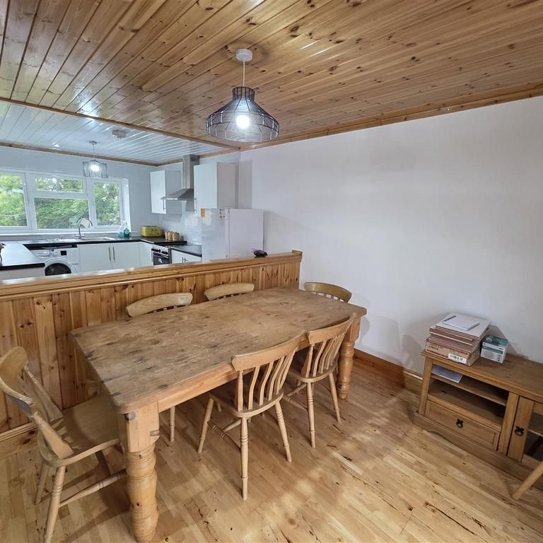 2 bedroom detached bungalow to rent - Photo 1