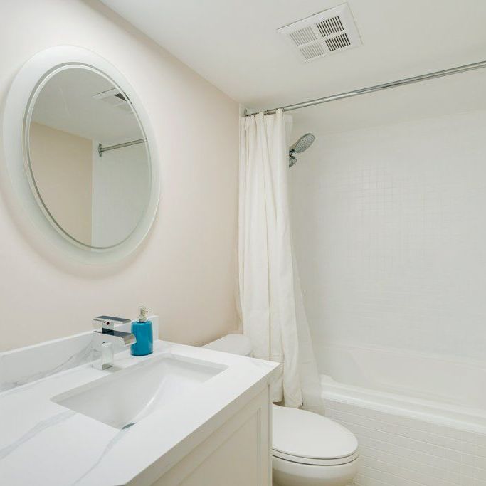 For Lease - 18 Beverley Street Unit# 327, Toronto, Ontario - Photo 1