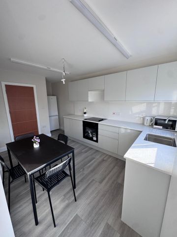 Room in a Shared House, Stonebridge Lock Cottages, N17 - Photo 3