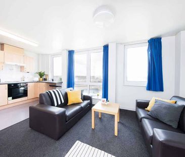 Double Wheelchair Accessible Ensuite - Photo 1