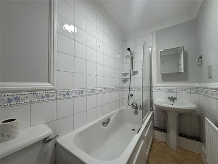 2 bedroom flat to rent - Photo 5