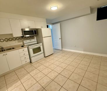 For Lease - 112 Homestead Road Unit# Lower, Toronto, Ontario - Photo 2