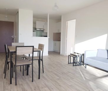 Location Appartement 2 pièces 38m² LA ROCHELLE 17000 - Photo 4