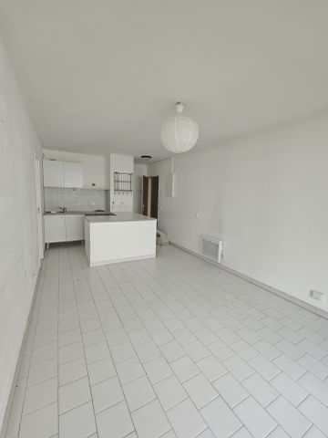 Appartement 2 pièces 38m2 MARSEILLE 10EME 628 euros - Photo 4