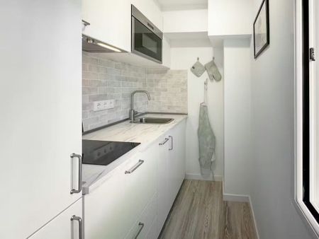 Calle de Valdecanillas, Madrid, Community of Madrid 28037 - Photo 4