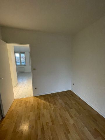 Location Appartement 2 pièces 38m² - Photo 3