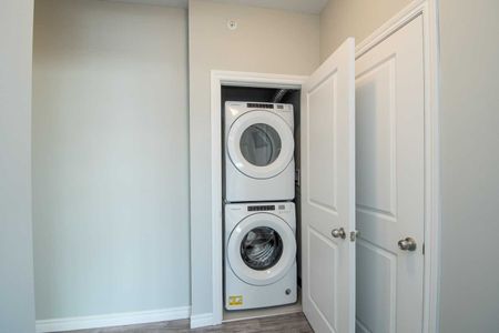 For Lease - 143 Bloor Street Unit# 203, Oshawa, Ontario - Photo 2