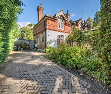 5 bedroom semi-detached house to rent - Photo 4