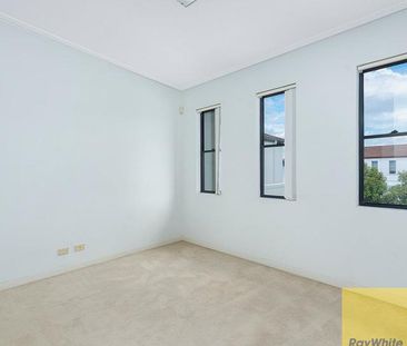 $970 per week / $3,880 Bond - Photo 4