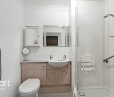 1 bedroom flat to rent - Photo 6
