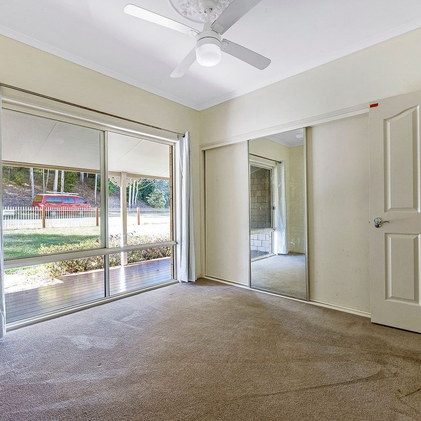 28 Friarbird Crescent, - Photo 1