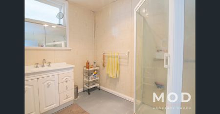 3 x 1 IN ROSSMOYNE SENIOR HIGH SCHOOL CATCHMENT - Photo 5