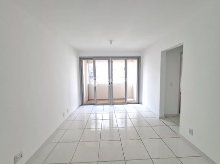 Apartamento com 2 quartos e 70m² para alugar em Ideal, Novo Hamburgo. - Foto 4
