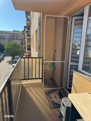 Apartament 3 camere, 76 mp, parcare, centrala proprie, pet-friendly, H - Fotografie 3