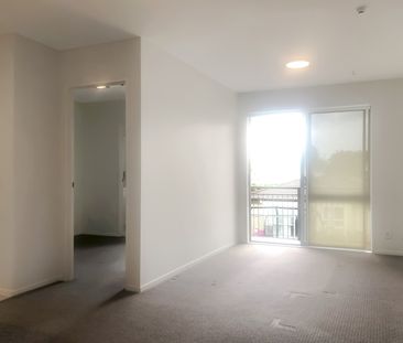 Modern Living - Photo 1
