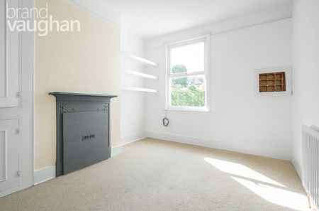 3 bedroom terraced house to rent - Photo 2