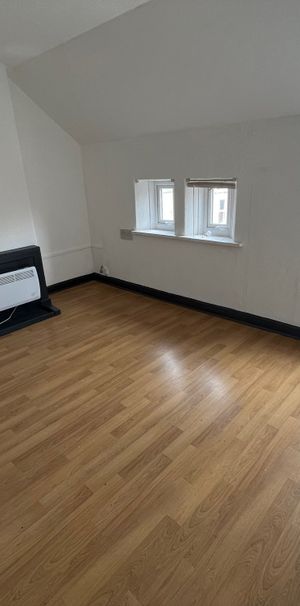 Claude Place, Cardiff - Photo 1