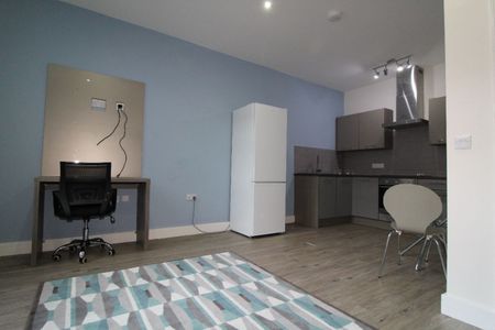 Winckley Square, Flat 06, PRESTON, Lancashire PR1 3JQ - Photo 2