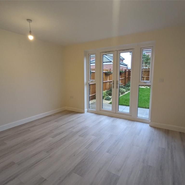 4 bedroom terraced house to rent - Photo 1