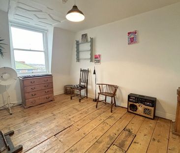 Flat 4 , 21 North Marine Road, Scarborough - Photo 2