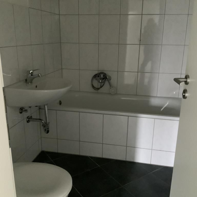 2-Zimmer-Wohnung in Gelsenkirchen Hassel mit Balkon bezugsfertig! - Photo 1