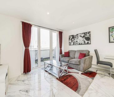 2 bedroom flat to rent - Photo 1