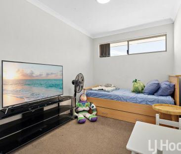 Fresh Stylish Apartment � Walk to the Foreshore - Photo 2