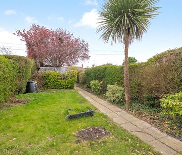 2 bedroom semi-detached house to rent - Photo 6