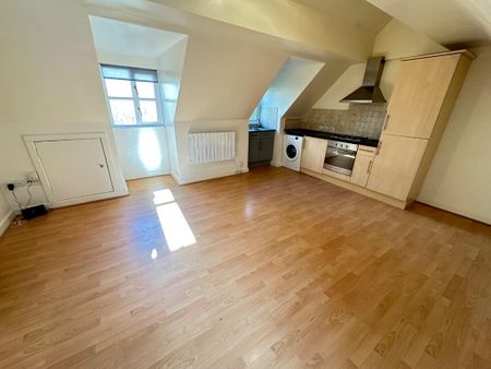 Studio to rent - Photo 4