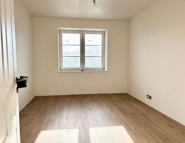 Borna * ERSTBEZUG * Moderne 3 Zimmer * 01.12.2025 - Foto 1