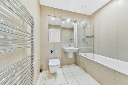 2 Bed Flat, Bugle House, SE10 - Photo 2