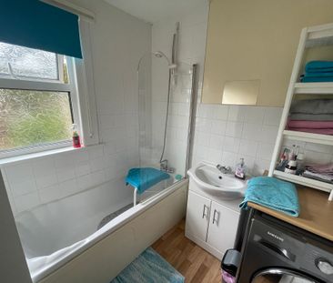 3 bed flat to rent in Torquay Road, Paignton, TQ3 - Photo 6