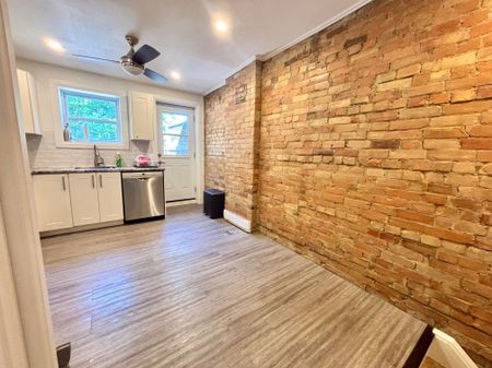 For Lease - 340 Howland Avenue, Toronto, Ontario - Photo 3