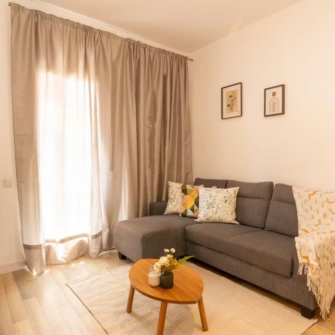 Carrer de Mas, L'Hospitalet de Llobregat, Catalonia 08904 - Foto 1