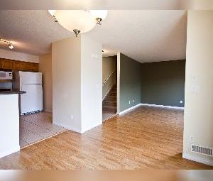 2 Bed 2 Bath Balcony Bisset SE Edmonton - Photo 2