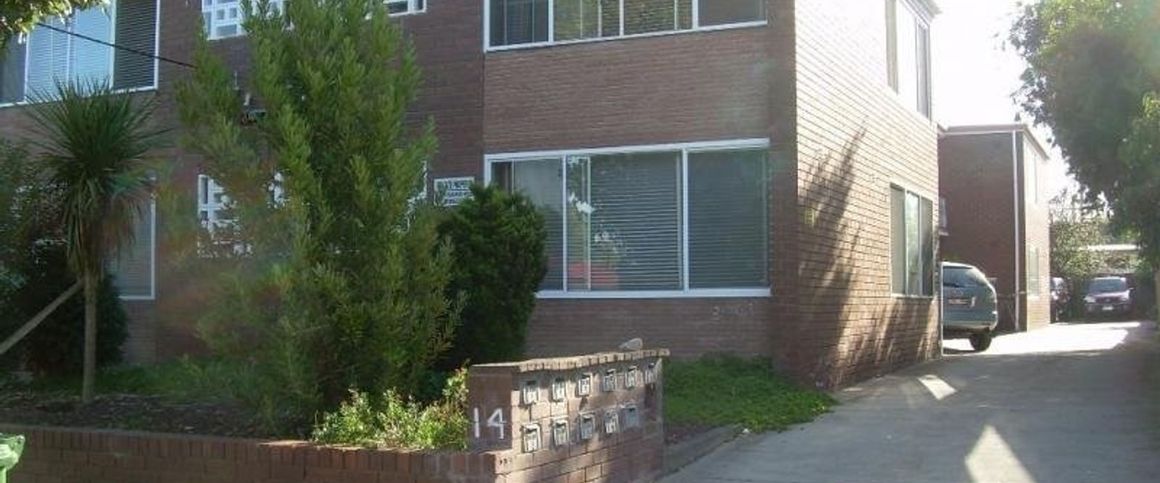 Perfect for single occupancy or a couple! - Photo 1