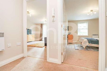 Birch Meadow Close, Warwick, CV34 - Photo 3
