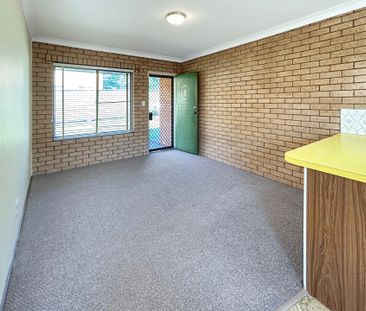 One Bedroom Unit in South - Photo 5