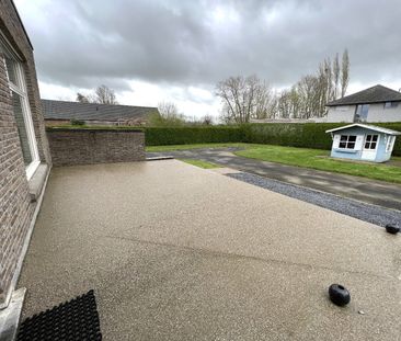 APPARTEMENT MET 1 SLAAPKAMER EN TERRAS TE HUUR IN STADEN - Photo 2