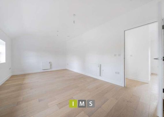 Kingsclere Road, Bicester, OX26 - Photo 1