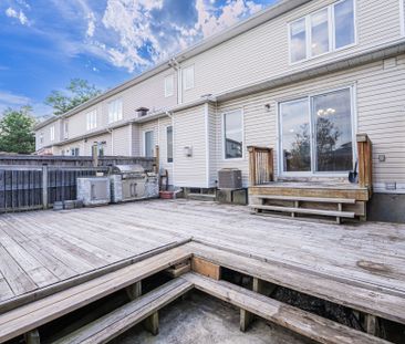 For Lease - 25 Oldfield Street, Barrhaven, Ontario - Photo 3