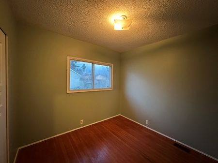 46195 Gore Avenue - Photo 5