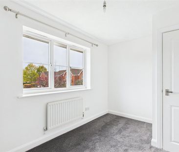 2 bedroom end of terrace house to rent - Photo 6