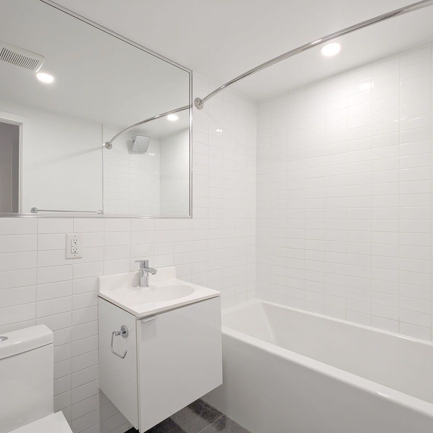 For Lease - 68 Fifteenth Street Unit# 8, Toronto, Ontario - Photo 1