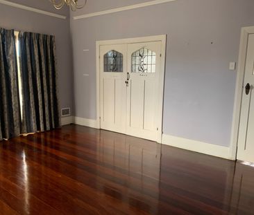 Bassendean - Photo 3