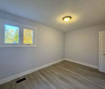1259 Marenger Street, Convent Glen, Ottawa, ON - Photo 5