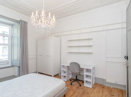 Rua Tenente Ferreira Durão, Lisbon, Lisbon 1350-315 - Photo 2