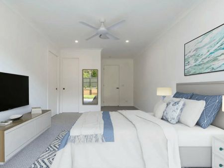 4 BEDROOM EXECUTIVE HOME - Photo 4